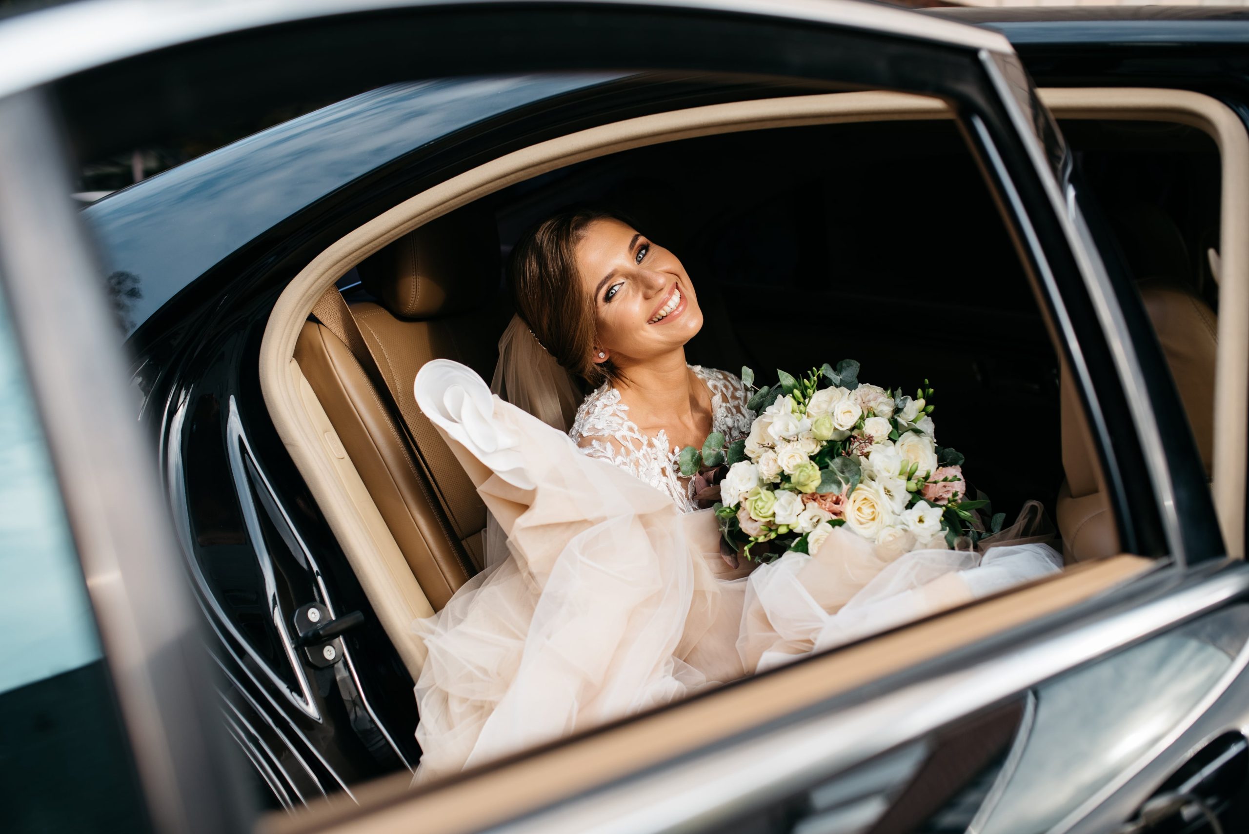 Kensington wedding cars – Chauffeur Hire